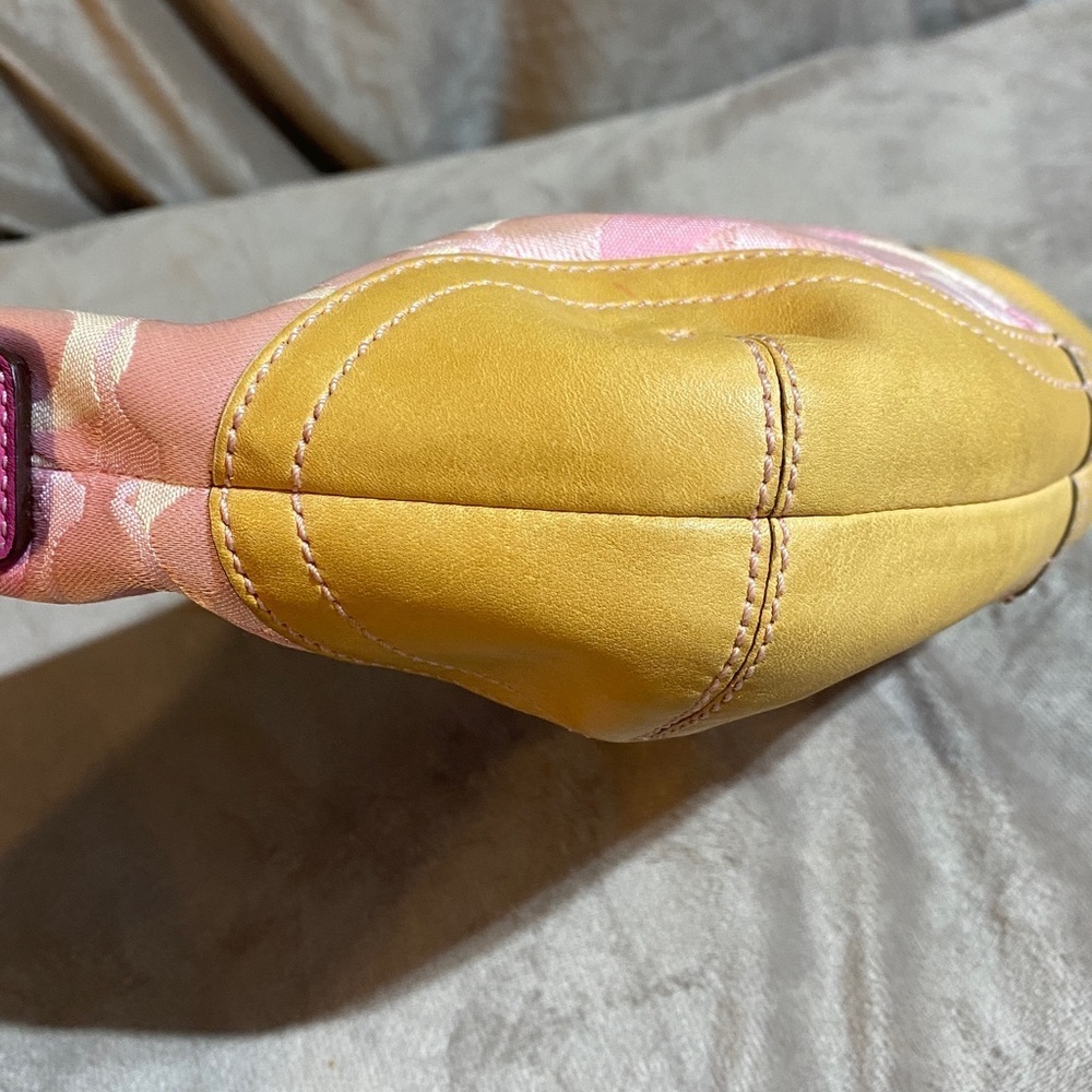 Y2K Coach Pink Optic Soho Hobo Shoulder Bag - Picture 7 of 14